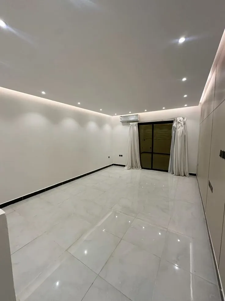دهانات وديكورات في منطقة الرياض‎ - طويق